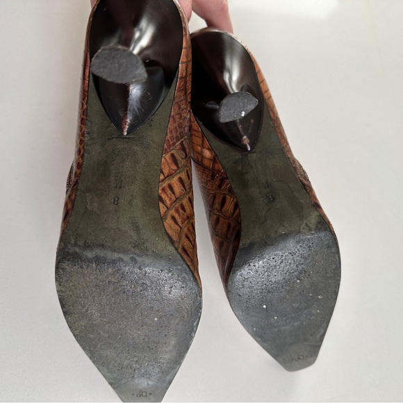 Donald J. Pliner Reptile Embossed Sarra Heeled Ankle Boots Brown Heeled Booties - Picture 7 of 12